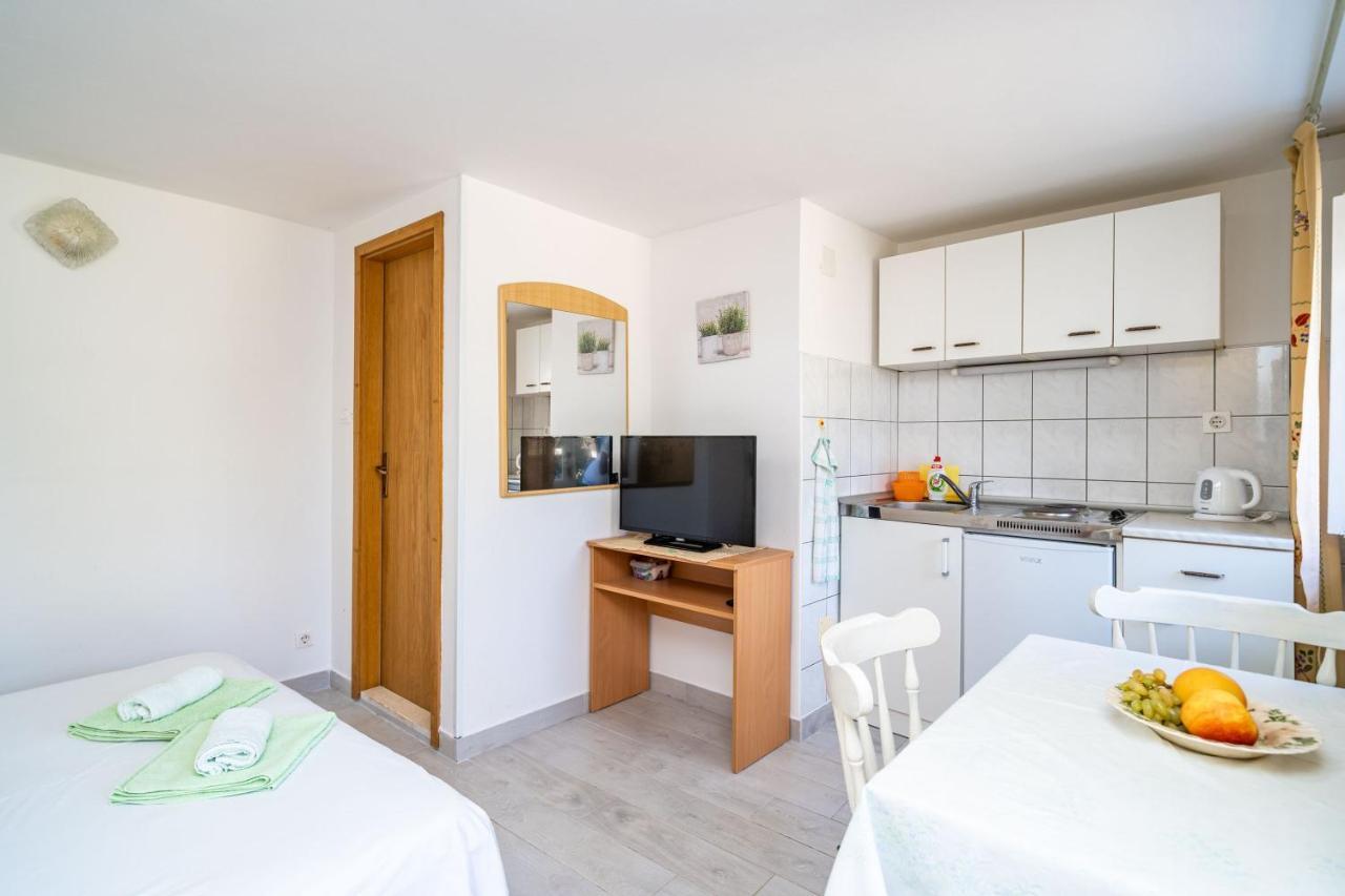 Apartments Lidija Zaton  Eksteriør billede